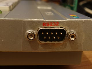 foto konektor RS232